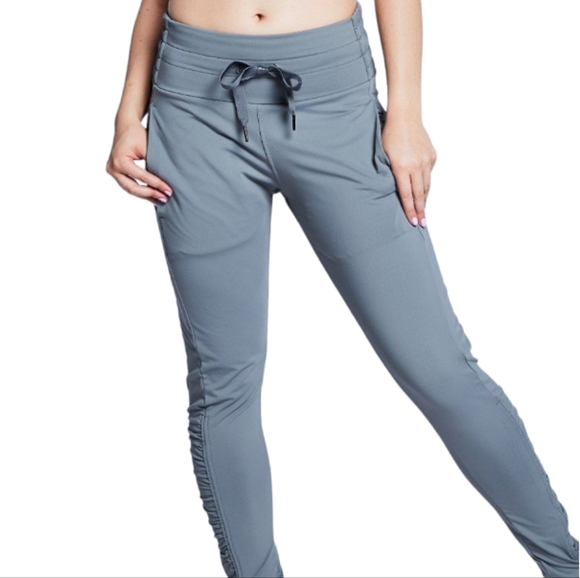 Jo + Jax Fiora Pants Light Gray Large - Picture 1 of 7